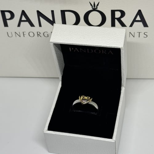 خاتم باندورا الحب