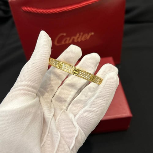 سوار كارتير الحب مع كريستال بدون مفك ماستر كواليتي