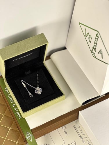 سلسال فان كليف فضي هاي كواليتي