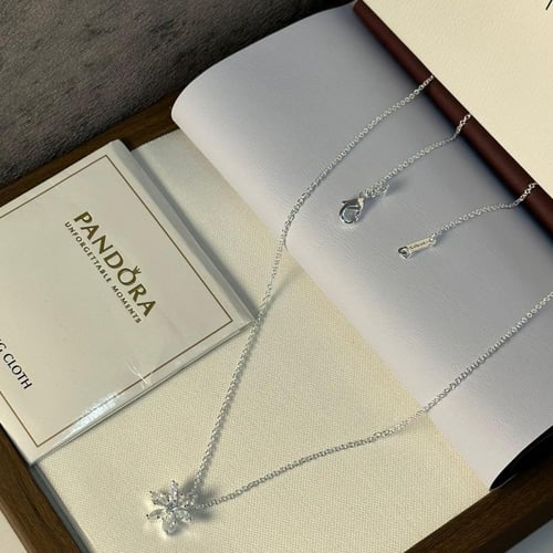 سلسال باندورا زهرة لون فضي