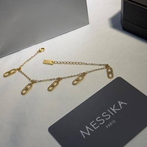 اسوارة ميسيكا ناعمه لوقو مكرر اللون الذهبي