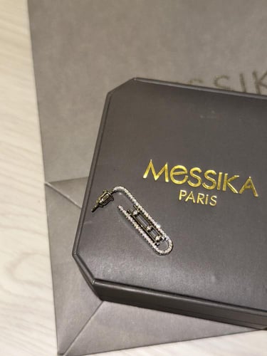 حلق ميسيكا شكل طولي فاخر بكريستال