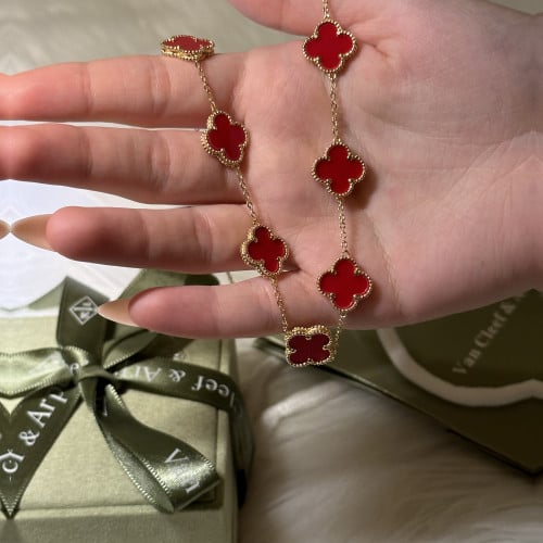 سلسال فان كليف احمر عشرة وردات