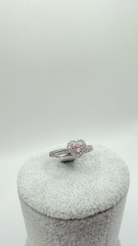 خاتم القلب وردي