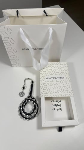 سبحة أسود شفاف