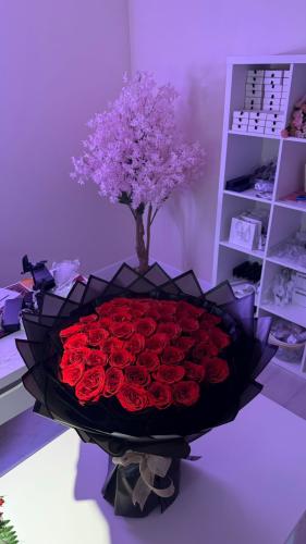 باقة ورد جوري كبيرة