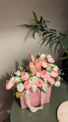 تغليف BEAUTIFUL -صناعي