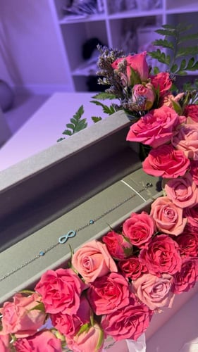 اسوارة أورا