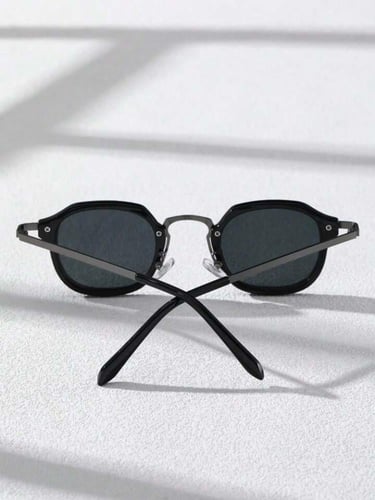 نظارة اسود ملكي