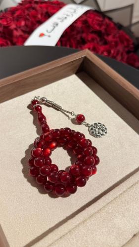 سبحة توهج الأحمر