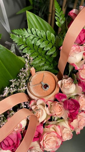 سلسال الجوهره-أحمر