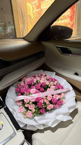 باقة بيوتفل وردية