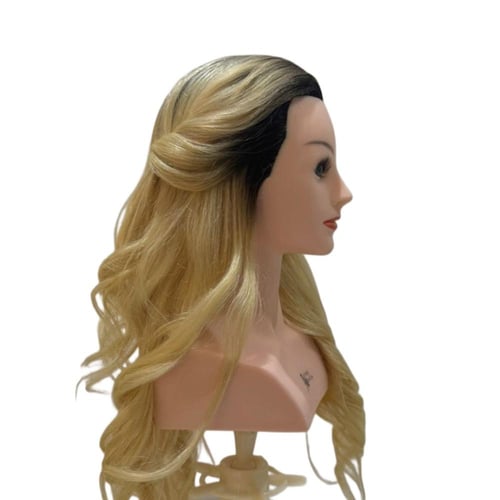 مانيكان روسي جذور مصبوغة