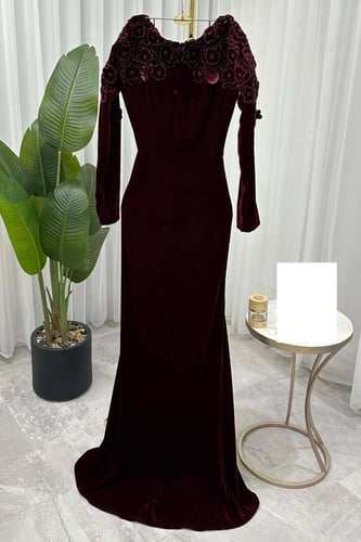 فستان سهرة - مخمل عودي