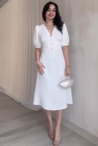 فستان ناعم - ابيض باربي