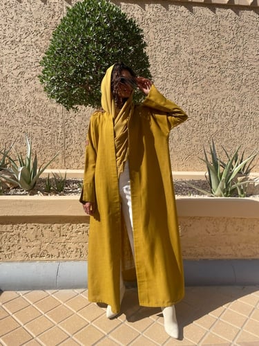 عباية خامة لينن لون خردل