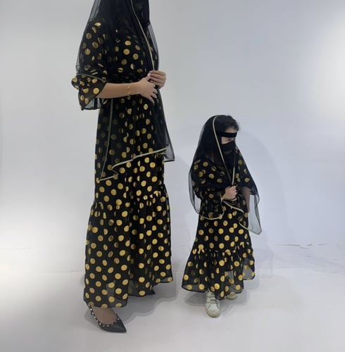 شيفون منقط ذهبي