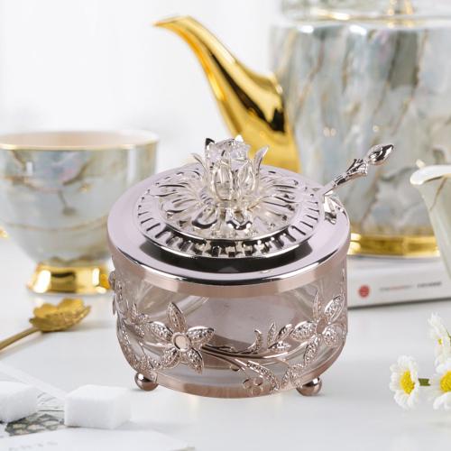 سكرية زجاج فضي