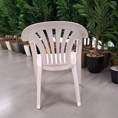 كرسي بلاستيك لون ابيض