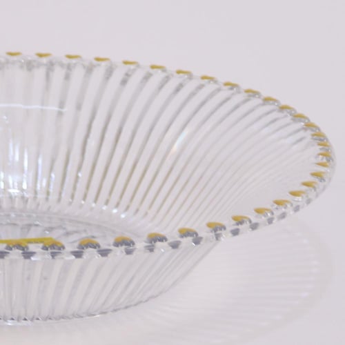 صحون فواكهة بلاستيك مدور شفاف قلوب ذهبي