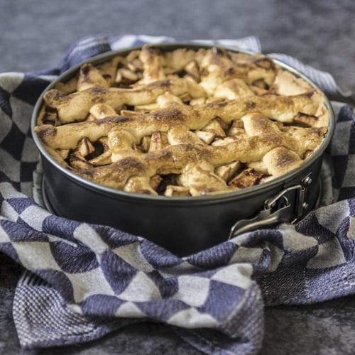 قالب كيك دائري قابل للإزالة 18 سم - غير لاصق ومقاو...