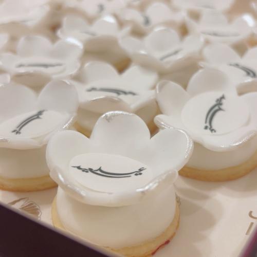 24 Mini Rose Cookies (for delivery within Riyadh only with a courier)