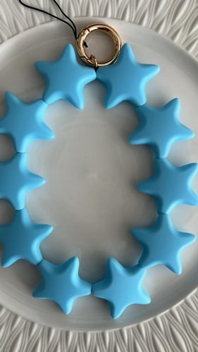 تعليقات اكسسوار جوال و شنط