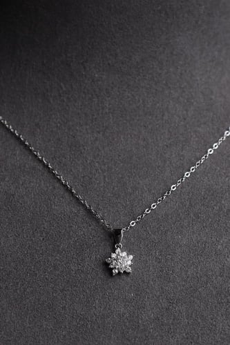 قلادة فضة عيار 925