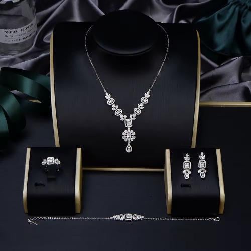 طقم فضة عيار 925