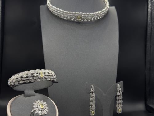 طقم فضة عيار 925 مكون من 4 قطع