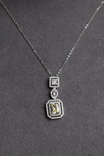 نص طقم مكون من 4 قطع فضة 925 حجر فانسي