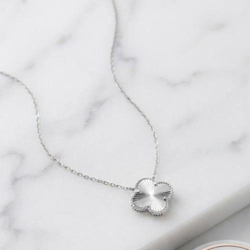تعليقة فضة عيار 925