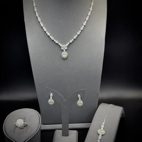 طقم فضة عيار 925 مكون من 4 قطع