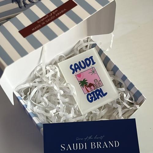 Saudi Girl mobile grip