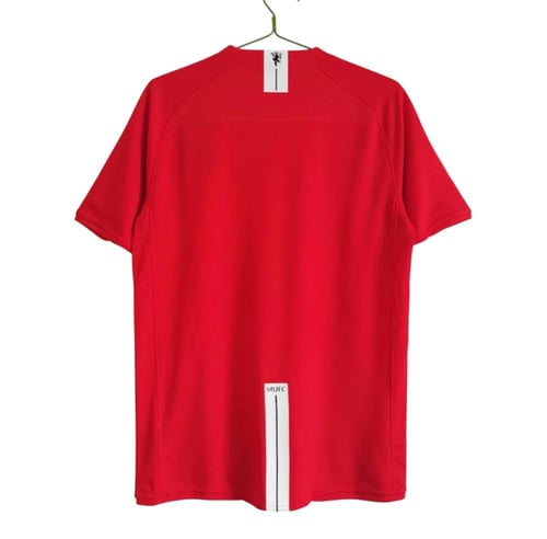 تيشيرت كلاسيك مانشستر يونايتد الاساسي نسخة نهائي ا...