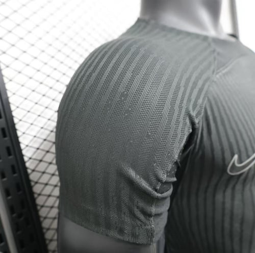 تيشيرت الاتحاد الاسود نسخة خاصة فئة اللاعبين 2025/...