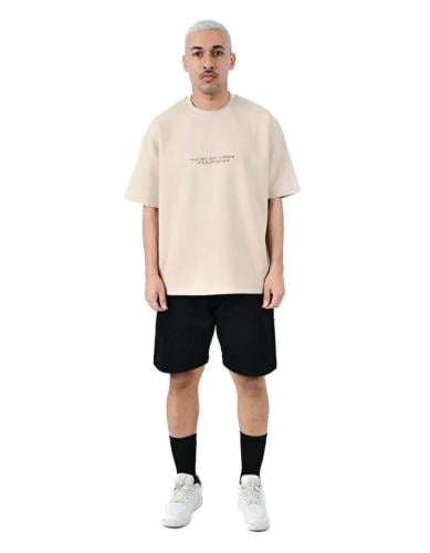beige t shirt