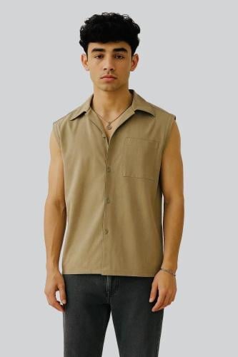 Beige t shirt