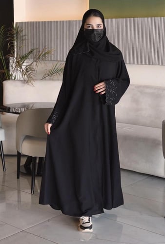 عباية حنان