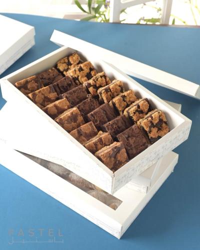 بوكس باستيل 1 ( 7 شوكلت فدج+7 براونيز+7 تمر بالشوف...