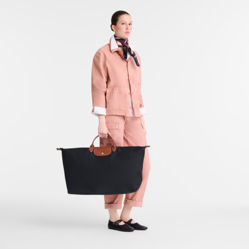 Longchamp شنطة السفر