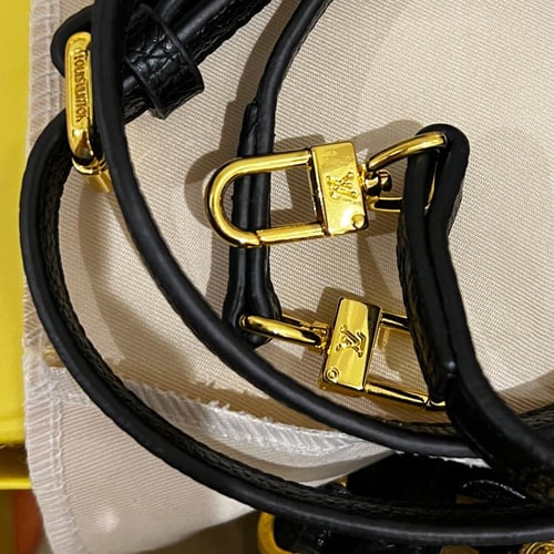Lv Speedy سبيدي أسود