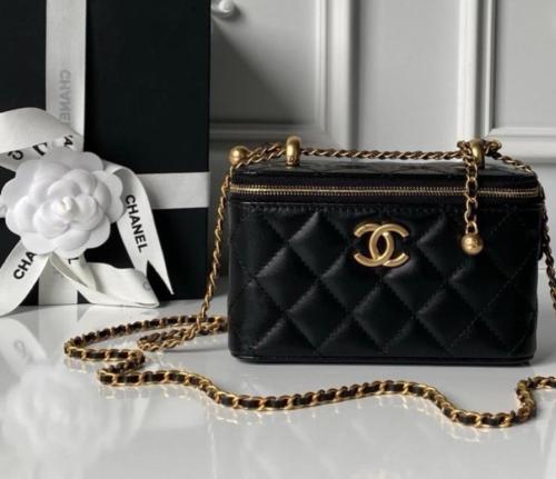 Chanel vanity