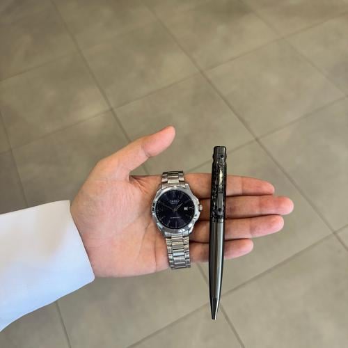 Watch set with pen
