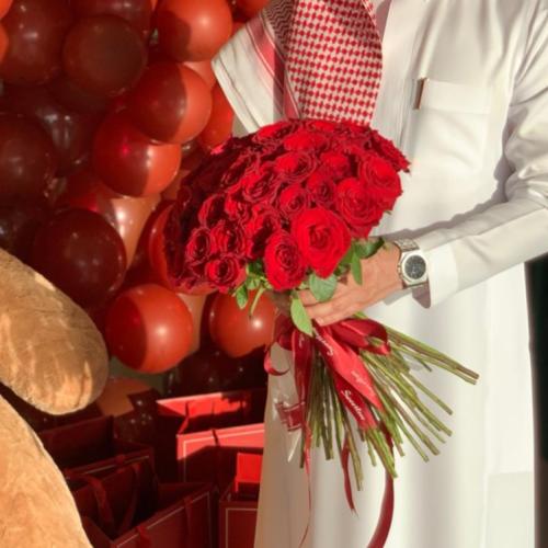 باقة الـجوري الاحمر