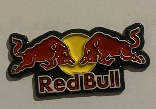 ملصق حديد شعار ريدبول احمر