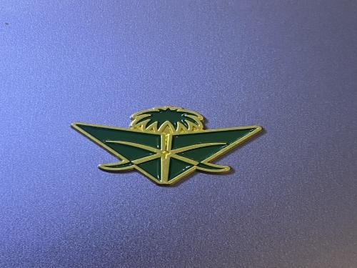 ملصق حديد شعار الخطوط السعودية