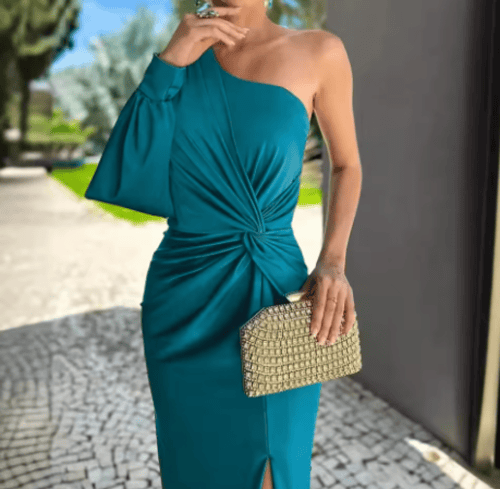 فستان سهرة بشق