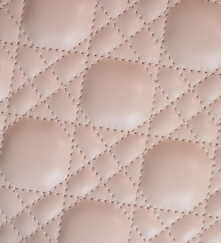 ليدي ديور ميني