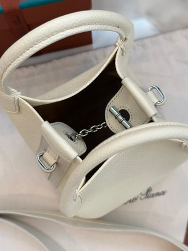 لوروبيانا Micro